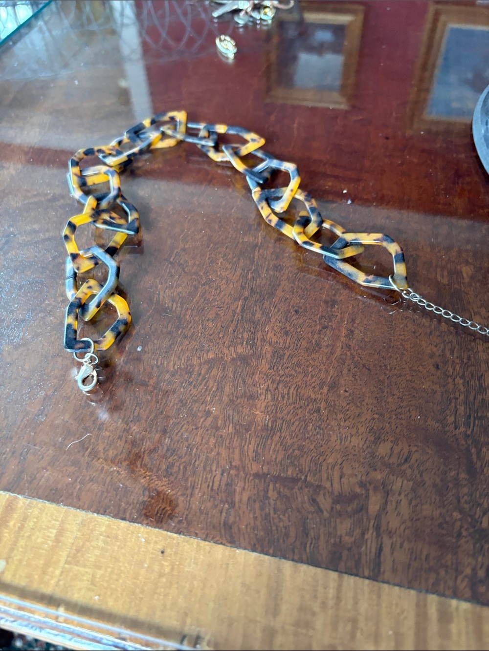 Nordstrom Tortoiseshell Link Necklace in Yellow and Brown
